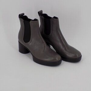 Ecco Shape Sculpted Motion 35 Ankle Boot Size 5 Gray
